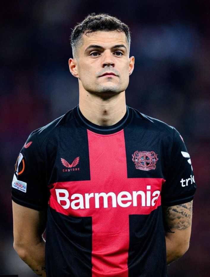 Granit Xhaka, Dari Cemooh Menjadi Pahlawan Sepak Bola