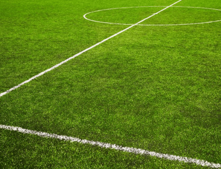 white-road-markings-dalam-sepak-bola