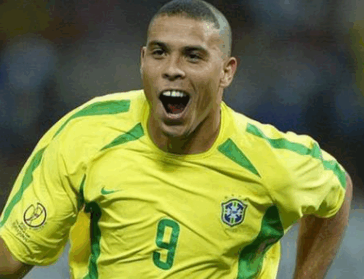 kehebatan-ronaldo-brasil-di-masa-emasnya