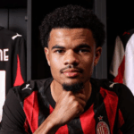 AC Milan Resmi Akan Datangkan Zachary Athekame