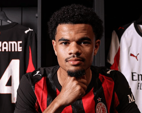ac-milan-resmi-akan-datangkan-zachary-athekame