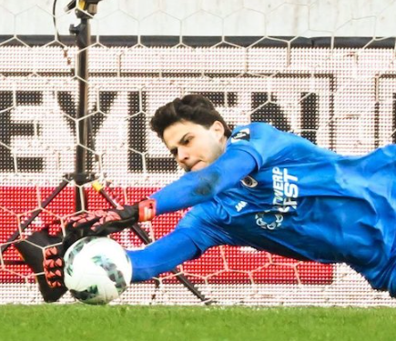 kiper-man-united-ini-debut-dengan-sempurna-di-timnas-belgia