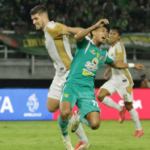 Persebaya vs Dewa United Berakhir 1-1 Sengit
