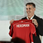 3 Asisten Pelatih Lokal Yang Akan Didampingi Herdman