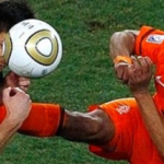 Momen Dramatis di Dunia Sepak Bola yang Paling Heboh