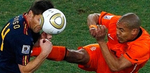 Momen Dramatis di Dunia Sepak Bola yang Paling Heboh