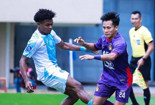 Persik Kediri vs PSBS Duel Ketat di Tengah Klasemen