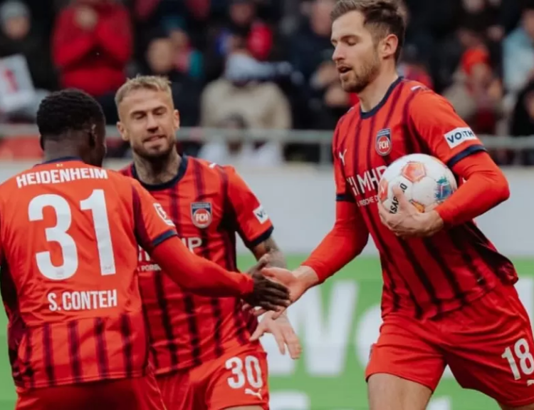 Papan Atas Bundesliga Menghadirkan Duel Sengit Musim Ini