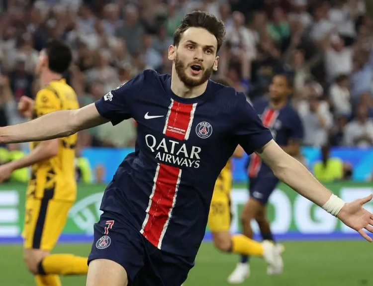 Analisis Lini Serang Paris Saint Germain Kompetisi Eropa